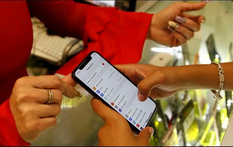 celular_compra_2_crop1767866507125.jpg_1970638775